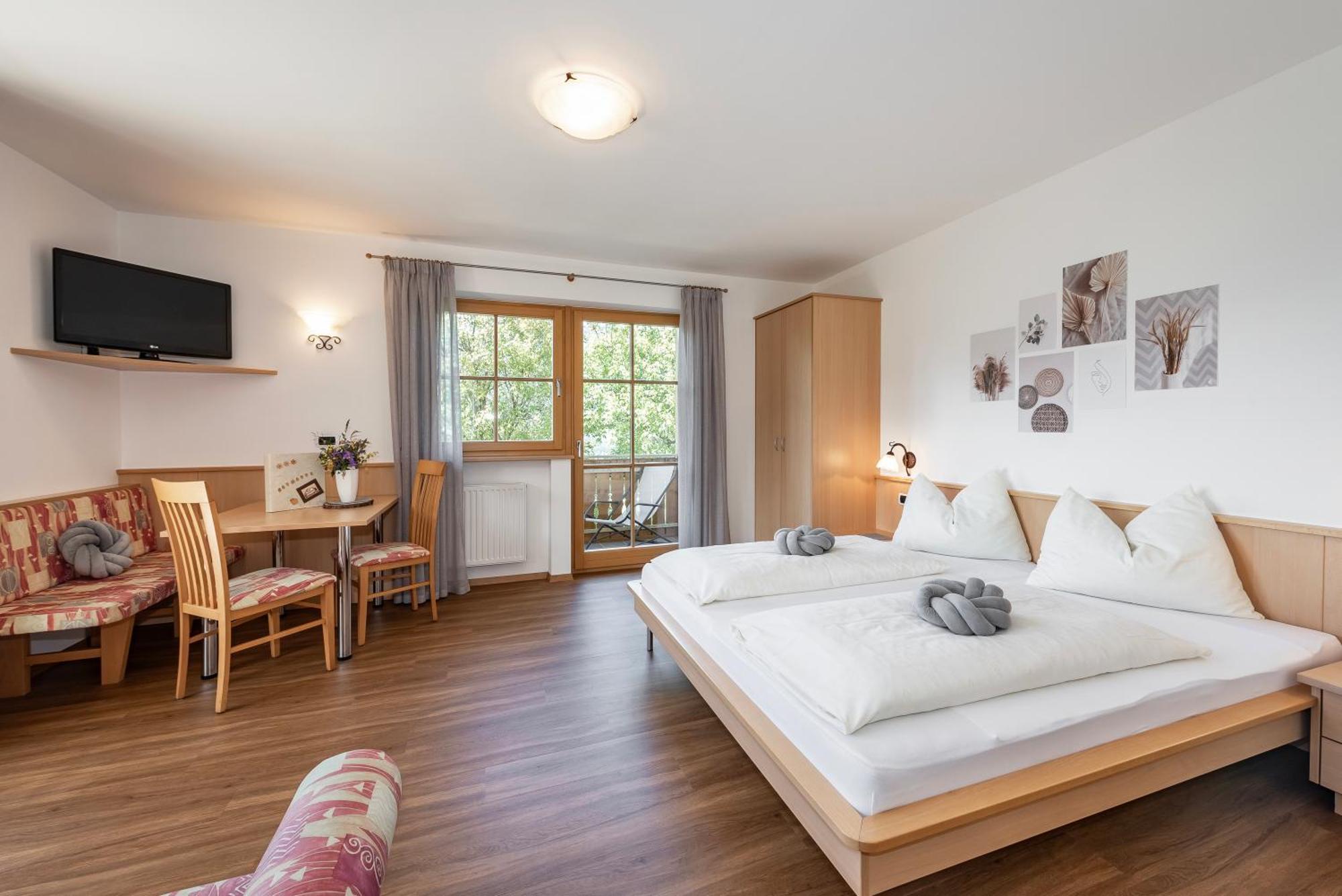 Trinnerhof- Hof Chalets Und Obsthof Mit Zimmer Natz-Schabs 外观 照片