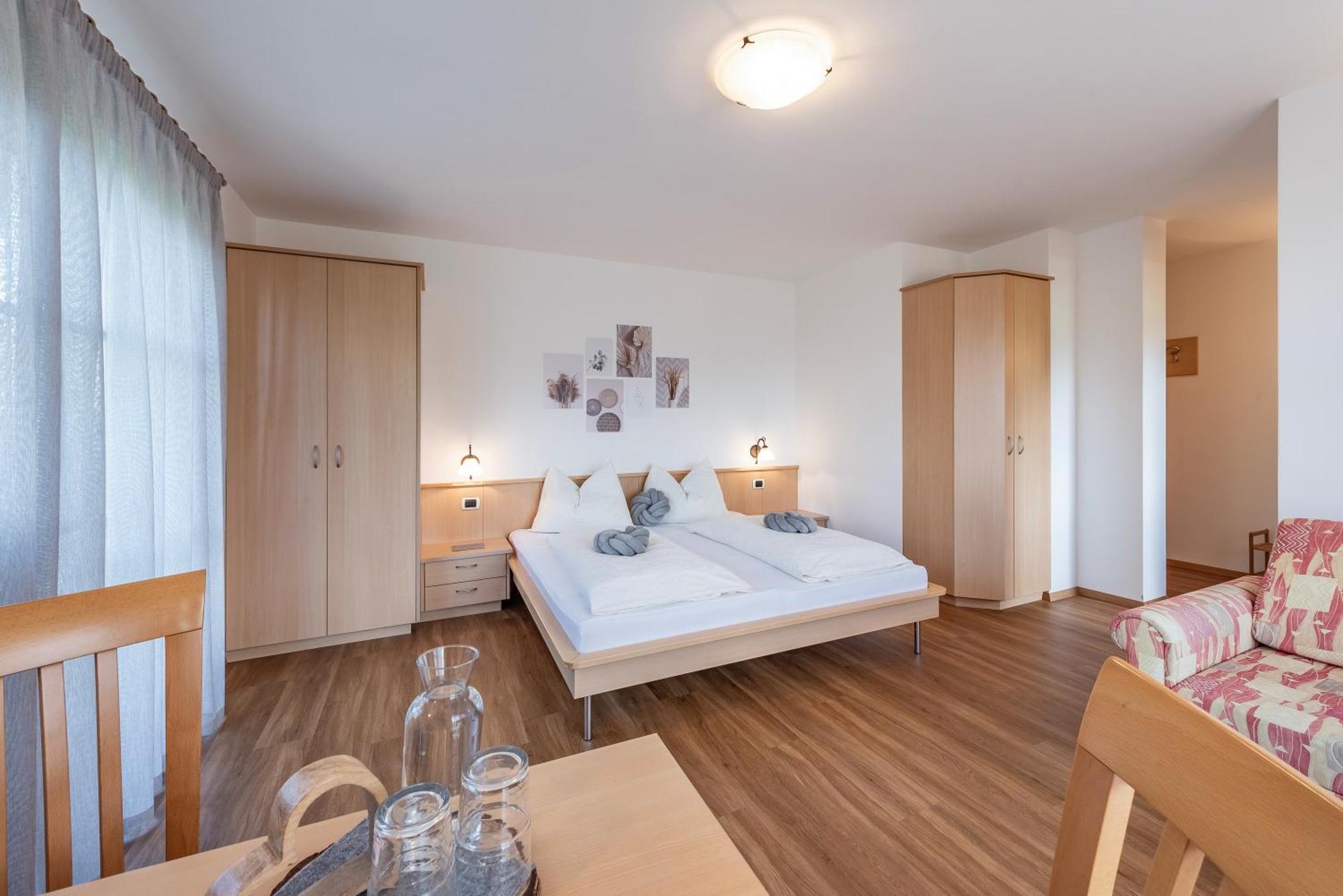 Trinnerhof- Hof Chalets Und Obsthof Mit Zimmer Natz-Schabs 外观 照片