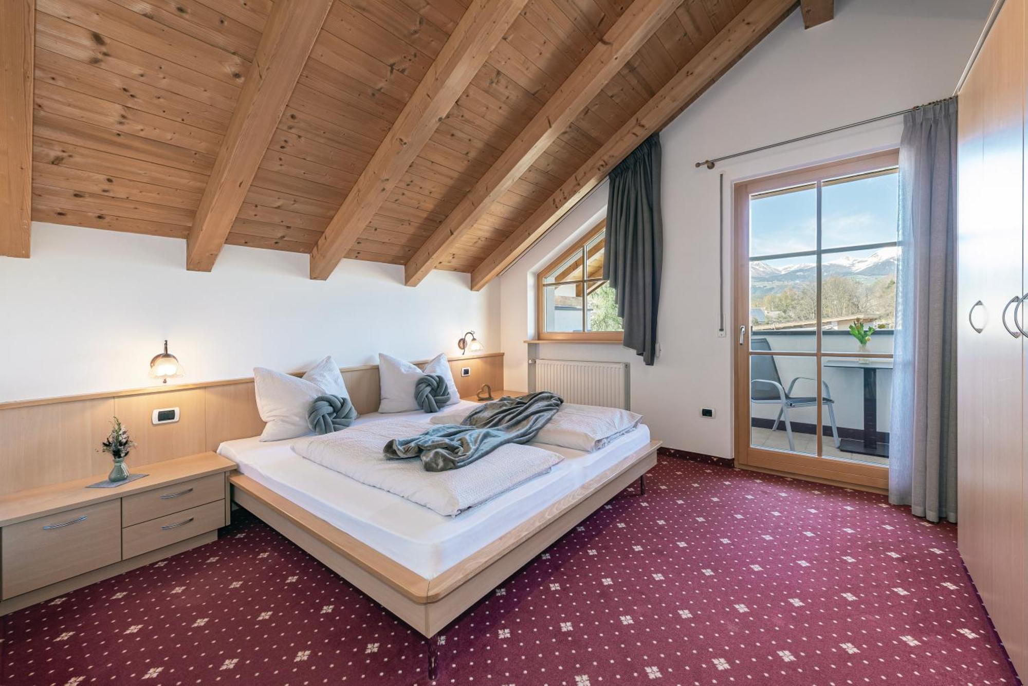 Trinnerhof- Hof Chalets Und Obsthof Mit Zimmer Natz-Schabs 外观 照片